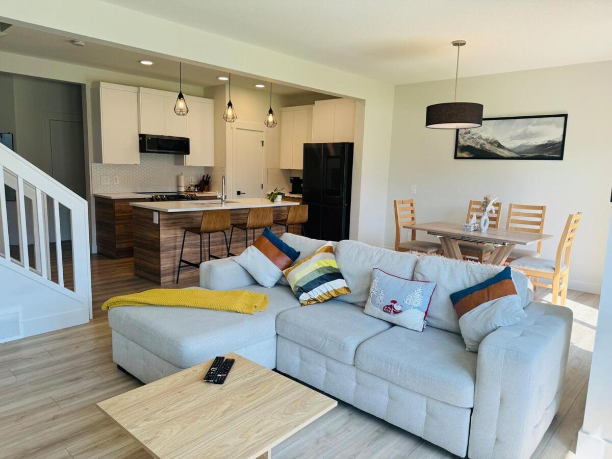 Holiday home Luxurious Away From